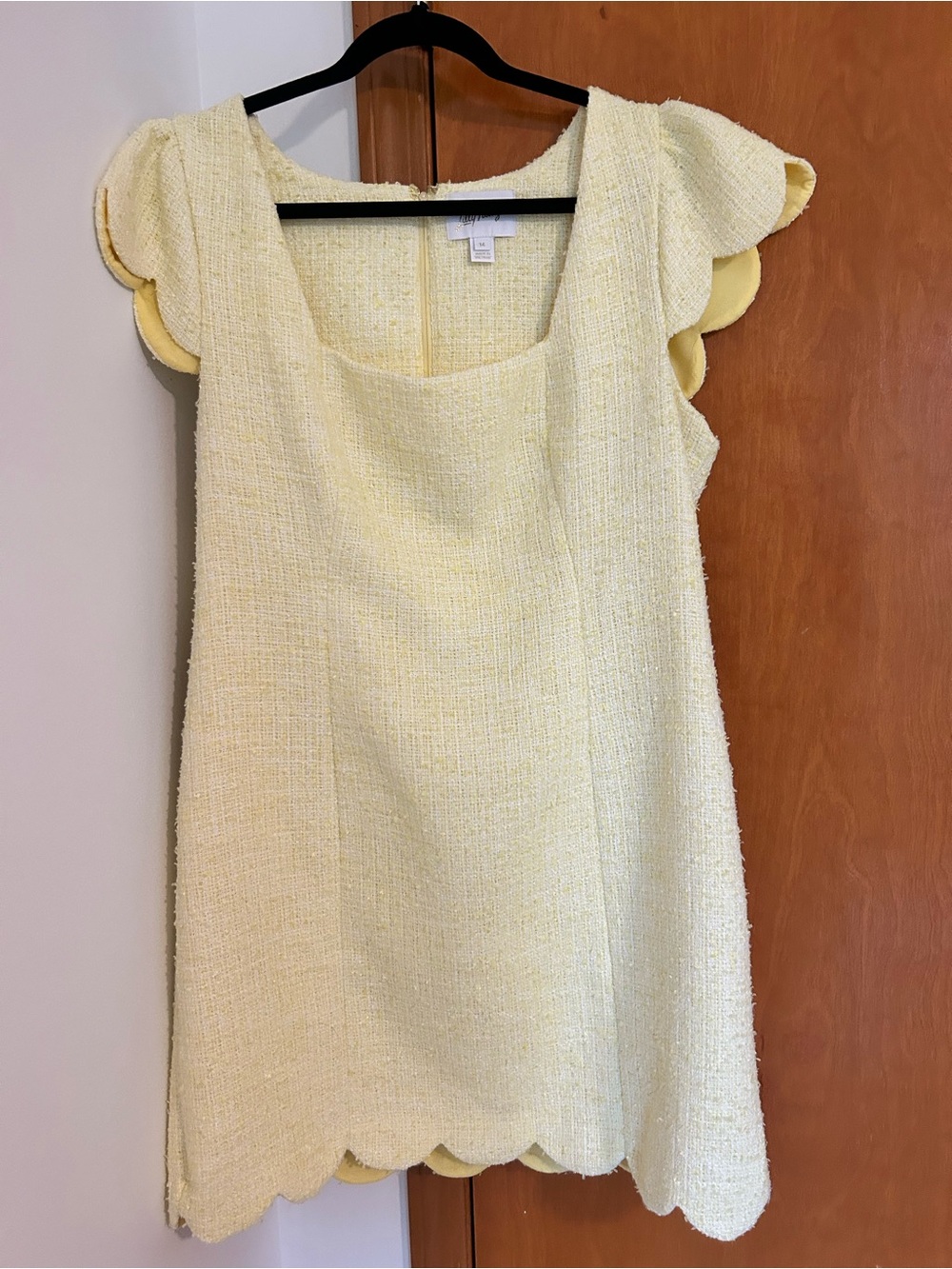 EUC Lilly Pulitzer maisley boucle butter yellow tweed scalloped dress